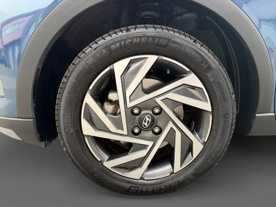 Hyundai Bayon 1.0 T-GDI Comfort 101PK | Navigatie | Achteruitrijcamera | Parkeersensoren achter | Apple Carplay & Android auto | Airco |