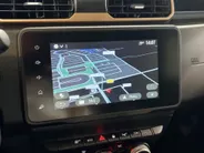 Dacia Duster 150PK TCe Extreme Automaat | Navigatie | Apple Carplay/Android Auto | Cruise Control | Climate Control | Lichtmetalen Velgen | Dodehoek detectie | Licht & Regen Sensor |