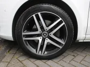 Mercedes-Benz Vito 119 CDI | Trekhaak | Camera | PDC  | 19' LM | Clima | Dodehoekdetectie | Comfortstoelen | LED | Automaat | Zeer nette bus |