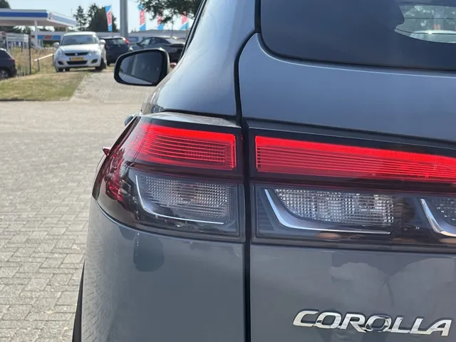 Toyota Corolla Cross Hybrid 140 Dynamic | Parkeersensoren V+A | All Seasons