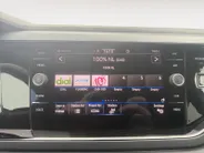 Volkswagen Taigo 1.0 TSI R-Line | Automaat | Camera | Climate Control | Apple Carplay/Android Auto | Keyless | Sportstoelen | R-Pakket