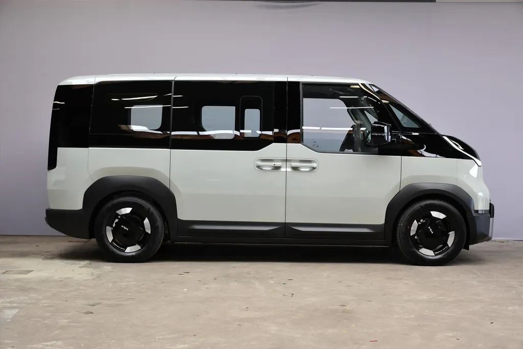 Kia PV5 Passenger 71,2 kWh Elite Executive NIEUW