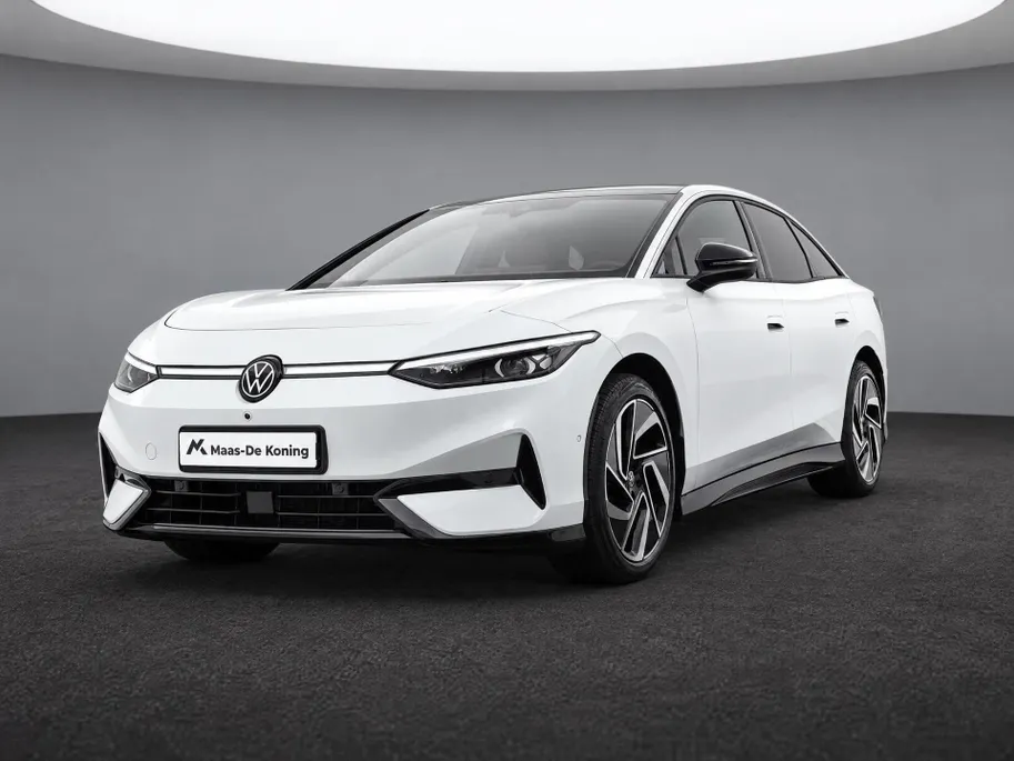 Volkswagen ID.7 Pro Business 286pk 77 kWh · SOH 97,2% · 360 Camera · Head-Up · Alarm · Elek. Trekhaak · Keyless · Elek. Voorstoelen · 20'' Inch · Gratis onderhoud & APK t/m 30-01-2030 · EXTRA INRUILKORTING ·