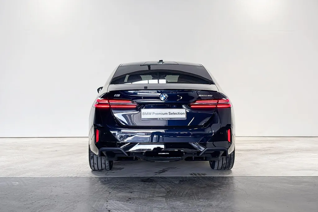BMW i5 Sedan eDrive40 Innovation Pack M Sportpakket Pro