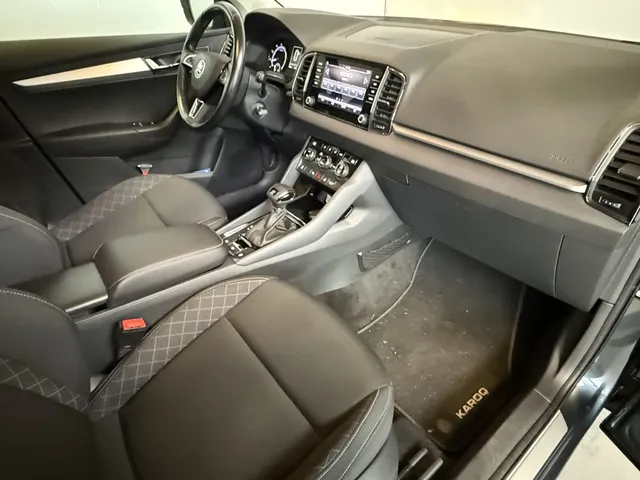 Škoda Karoq 1.5 TSI ACT Amb.Bus. NL auto | Navigatie