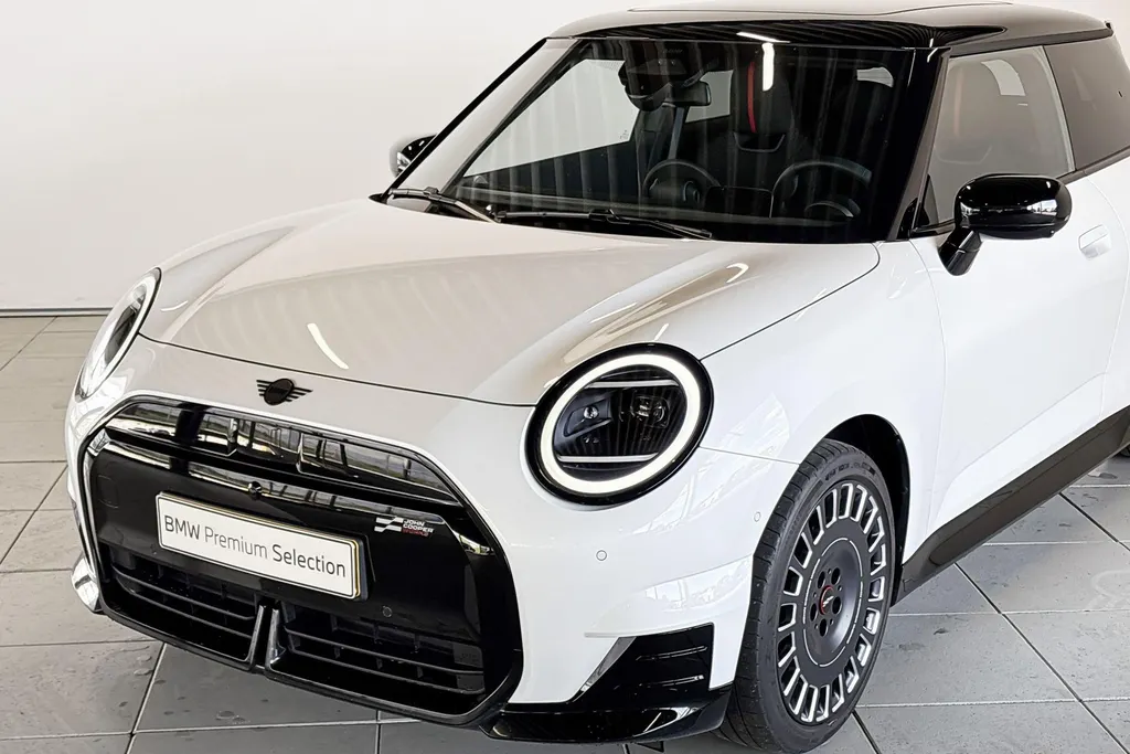 MINI Cooper 3-deurs Electric SE John Cooper Works Uitvoering Pakket XL