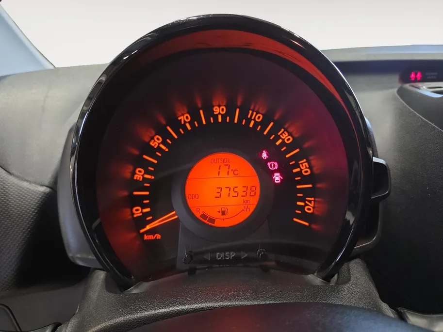 Toyota Aygo 1.0 VVT-i x | Unieke Kilometerstand | 12 maanden BOVAG Garantie | NAP