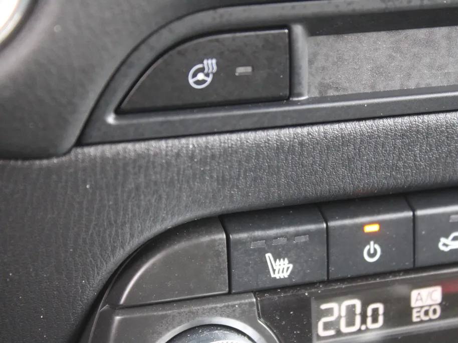 Mazda CX-5 2.0 e-SkyActiv-G AT M Hybrid 165PK Centre-Line C+C | Trekhaak | LED | Navi | Clima | Camera | Dodehoek detectie | Stoel-/stuurverwarming | PDC | 17' LM |