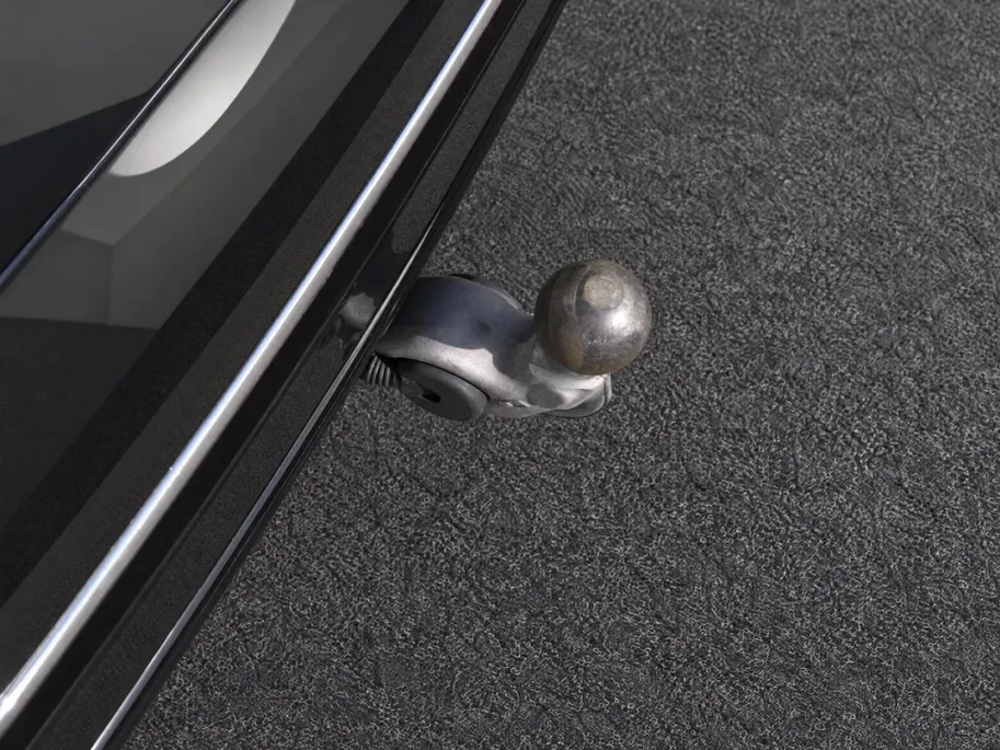 Volkswagen Tiguan 1.4 TSI eHybrid R-Line Business+ · Panoramadak · Trekhaak · 360°Camera · Apple/Android Car Play