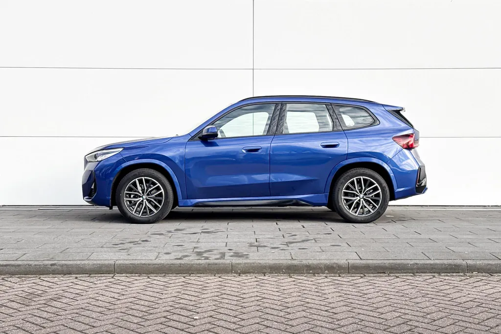 BMW iX1 eDrive20 67 kWh M Sport Edition