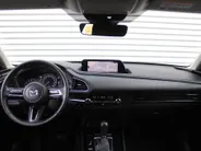 Mazda CX-30 2.0 e-SkyActiv-X M Hybrid Homura | 18' LM | Navi | Stoel-/stuurverwarming | Camera | Cruise adapt. | PDC | Dodehoek detectie | HUD | LED |