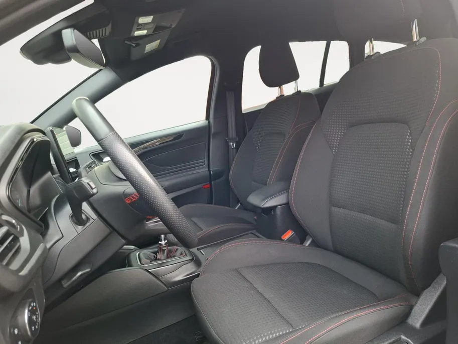 Ford Focus Wagon 1.0 EcoBoost Hybrid ST Line | NL-Auto | Dealeronderhouden | Winter Pack | Climate Control | Parkeersensoren | 17' Lichtmetaal | Apple Carplay&Android Auto | Led Koplampen |
