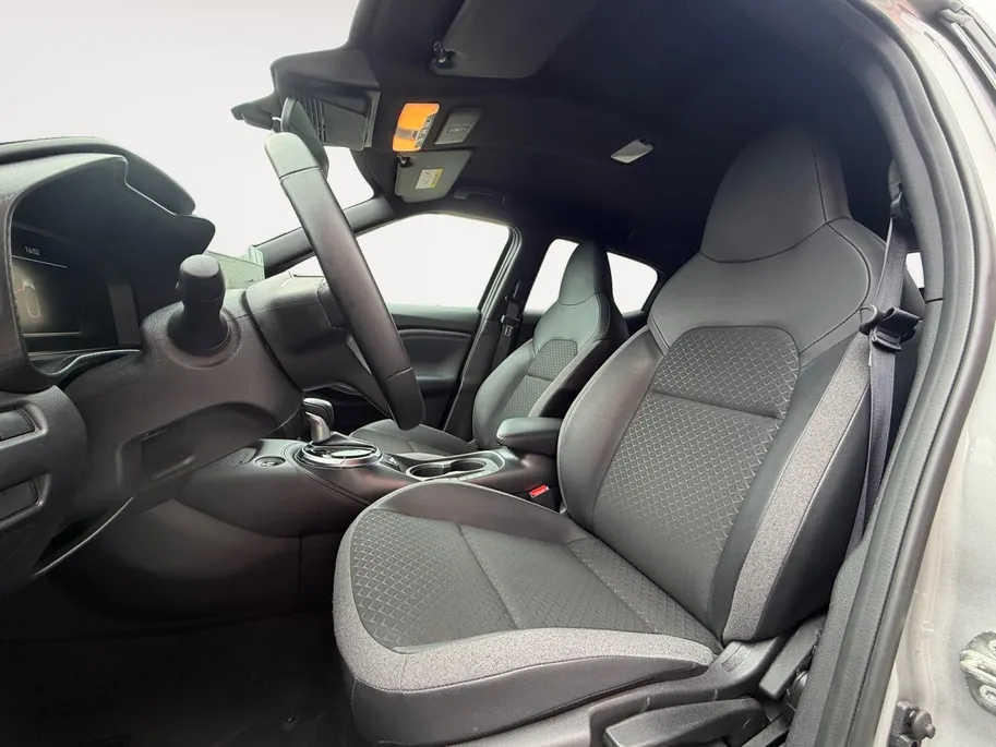 Nissan Juke 1.6 Hybrid N-Connecta Lichtmetalen velgen | Navigatie | Apple Carplay/ Android Auto | Achteruitrijcamera | Climate Control | Parkeersensoren voor & achter |