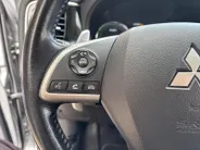 Mitsubishi Outlander 2.0 PHEV Instyle+ | Stoelverwarming voor | Leder interieur | Achteruitrijcamera | Climate control | Cruise Control