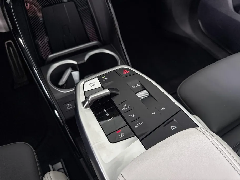 BMW iX1 eDrive20 67 kWh M Sport Edition