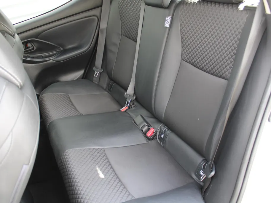 Mazda 2 Hybrid 1.5 Agile | Comfort pakket | 15' LM | Stoelverwarming | Apple Carplay/Android Auto |
