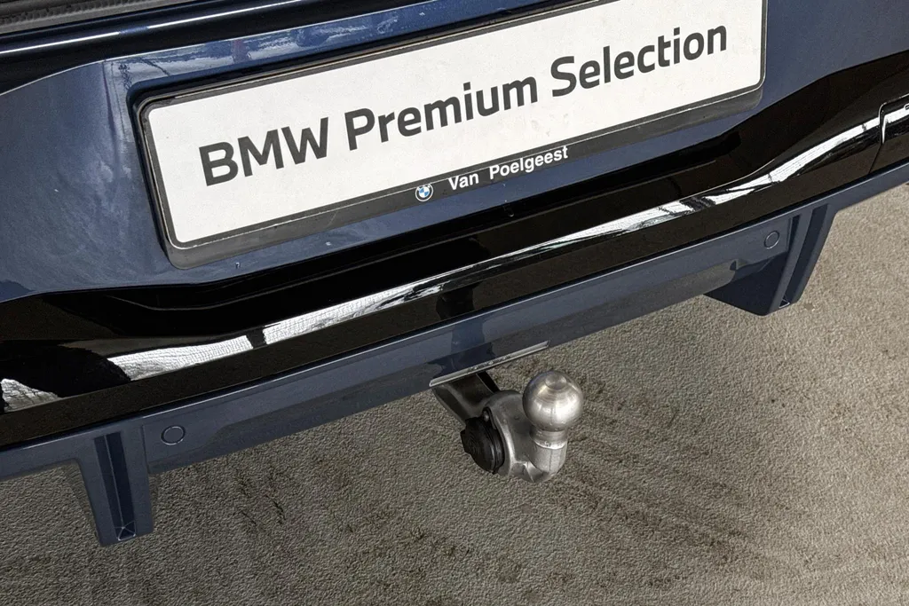 BMW iX3 50 xDrive 113 kWh