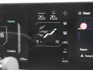 Kia EV4 GT-PlusLine 81.4 kWh | Schuifdak | Stuur-/stoelverwarming + ventilatie | Camera rondom | Elek. stoelverstelling | Leer | HUD | LED | 19' LM |