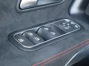 Mercedes-Benz A-Klasse 250 e Business Solution AMG