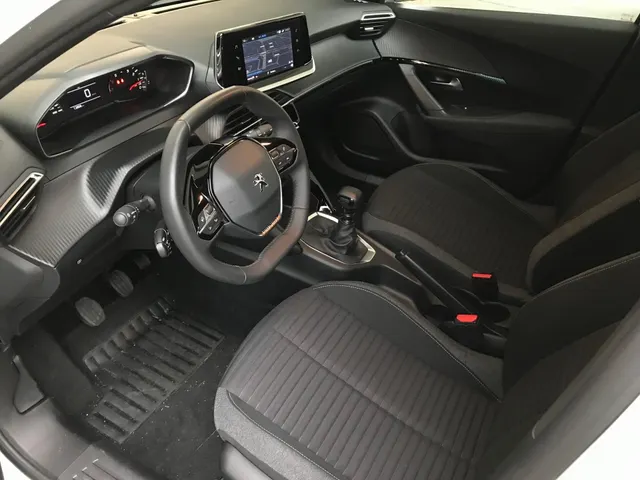 Peugeot 2008 1.2 PureTech Style | Camera | Navigatie