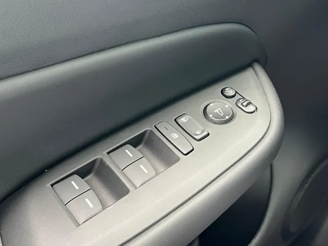 Honda Jazz 1.5 e:HEV Advance NIEUW | FULL HYBRID | APPLE CARPLAY | ANDROID AUTO | ACHTERUITRIJCAMERA | STOEL + STUURVERWARMING | NAVIGATIE |