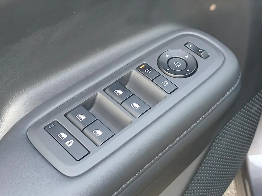 Hyundai Santa Fe 1.6 T-GDi HEV 2WD 7-zits Premium / Org. Nederlands! / 1e Eigenaar / SCHERP GEPRIJSD!