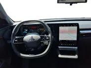 Mitsubishi Eclipse Cross Business Edition 87 kWh Apple Carplay/Android Auto , electronic climate controle , navigatiesysteem , stof/kunstlederen bekleding , voorstoelen verwarmd , warmtepomp.