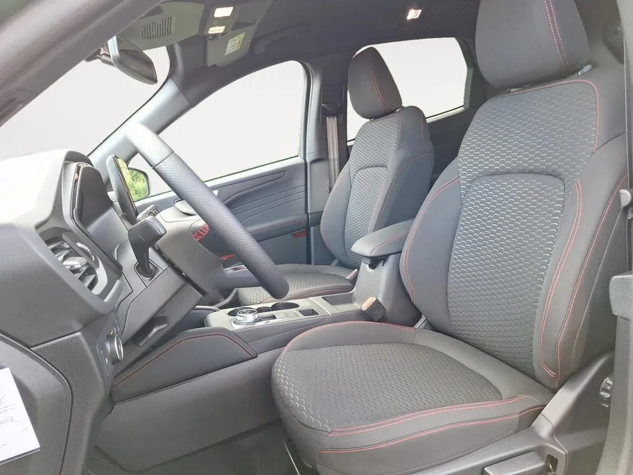 Ford Kuga 2.5 PHEV ST-Line | Winterpack | El. Trekhaak | Climate Control | 18' Lichtmetaal | Camera | Draadloze Apple Carplay&Android Auto | Led verlichting | Nieuw te bestellen |