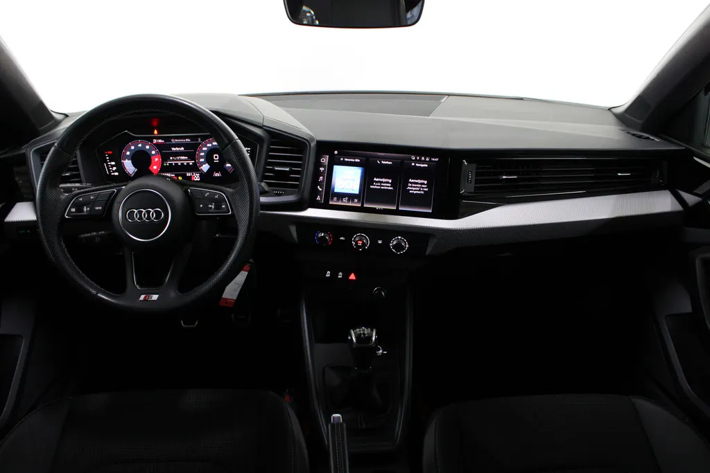 Audi A1 Sportback 25 TFSI S edition / Full Led / 17'' LMV / Carplay / Android auto / PDC achter /