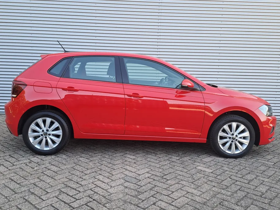 Volkswagen Polo 1.0 TSI Highline | Adaptieve Cruise | Climate | Bluetooth | DAB | Licht Metalen Velgen