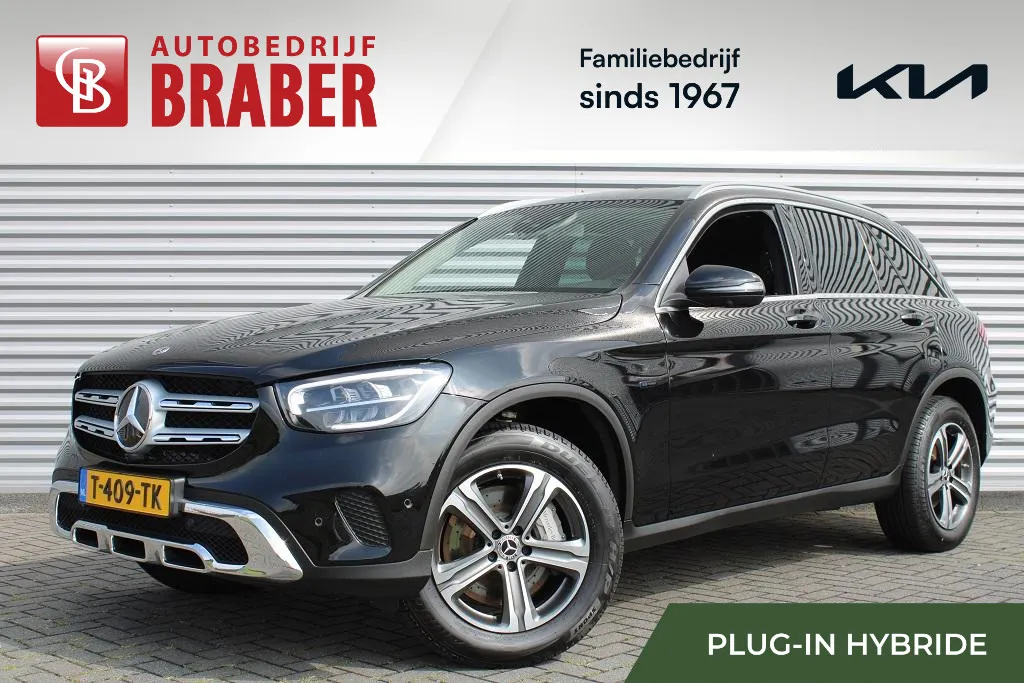 Mercedes-Benz GLC 300e 4MATIC | Plug-in | 320PK | Adap. Cruise | Rondom camera | 18' LM | Parkeerpakket |