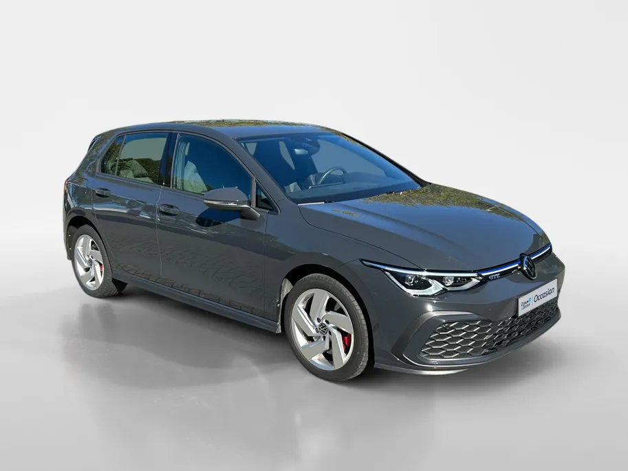 Volkswagen Golf 1.4 eHybrid GTE Zeer mooie uitvoering! NU RIJKLAARPRIJS incl. 12 Maanden garantie! Premiumpakket GRATIS!