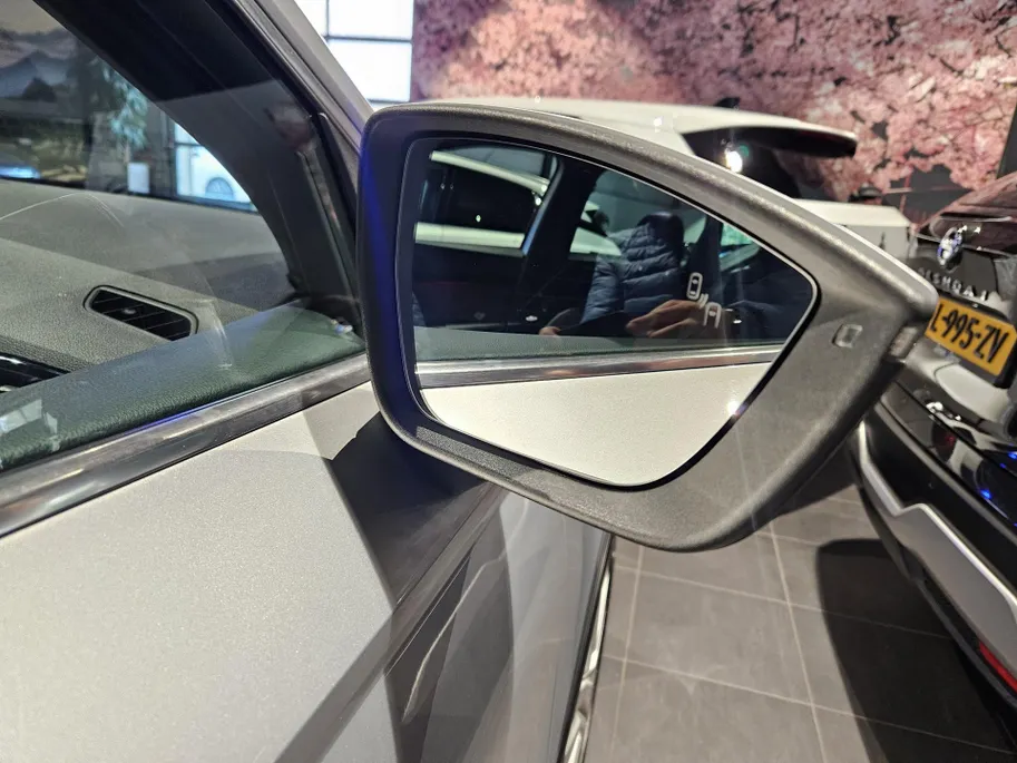 SEAT Ateca 1.5 TSI Xcellence Business Intense | ELECKTISCHE HAAK | AUTOMAAT | KANTEL/SCHUFDAK | BSW | STOELVERWARMING | CRUISE | CLIAMTE | PDC |