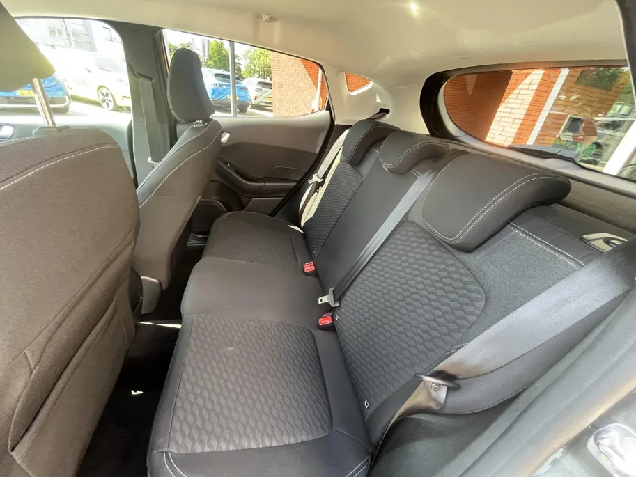 Ford Fiesta 1.0 EcoBoost Hybrid Titanium X