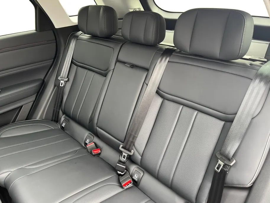 Jaecoo 7 1.5 TGDI SHS-P Exclusive | 90 km elektrisch rijbereik | Stoelverwarming-/ventilatie | Panorama dak | Leder | 7 jaar Fabrieksgarantie