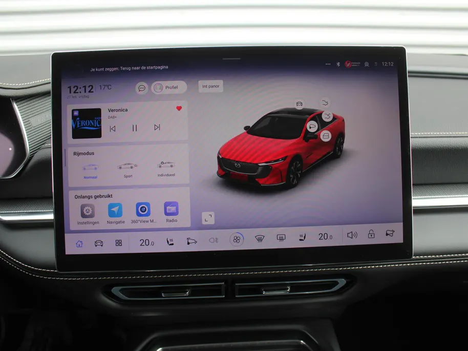 Mazda 6 6e Takumi Long Range 80 kWh | Stuur-/stoelverwarming + ventilatie | 360 camera | Pano dak | Zwart leer | 19' LM | HUD | LED | Elek. stoelverst. |