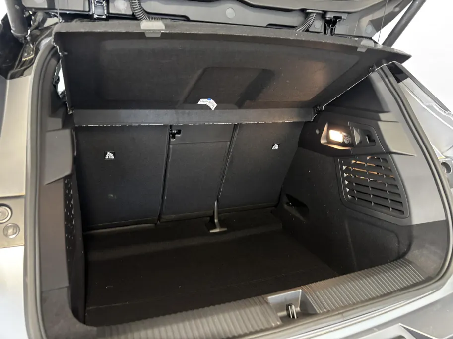 Renault Scénic E-Tech 220PK EV87 Long Range Esprit Alpine Automaat | DEMO | Solarbay Panoramadak | Harman Kardon Audio | Adaptive Cruise Control | Climate Control | 360 Camera | Apple CarPlay/Android Auto | Elektrisch Verstelbare Stoelen | Stoelverwarming |