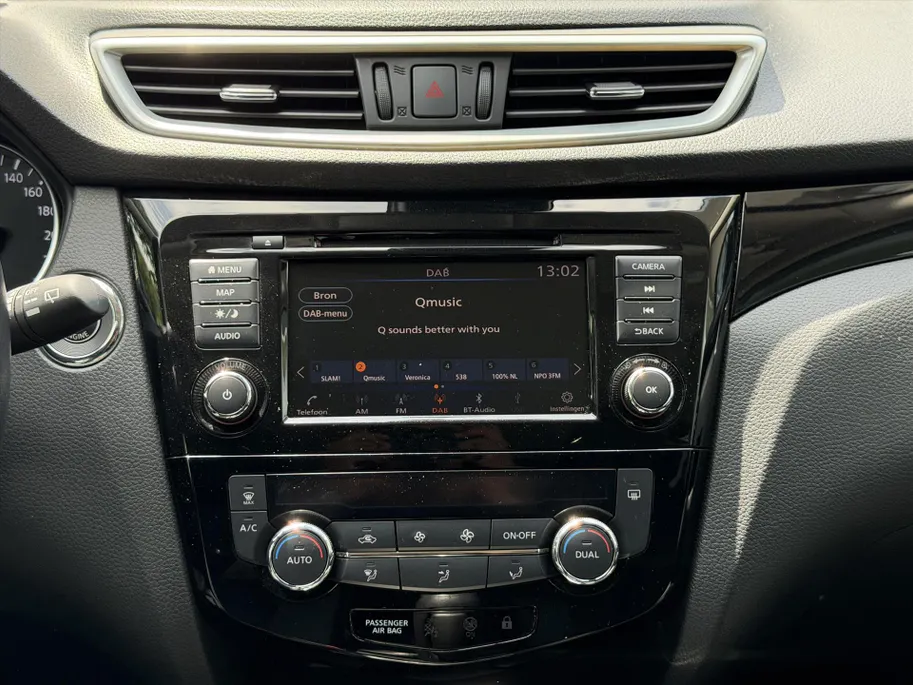 Nissan QASHQAI 1.3 DIG-T N-Connecta |Panoramadak