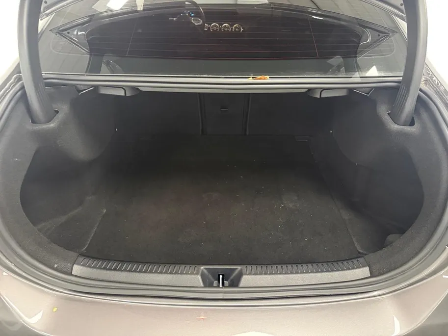 Mercedes-Benz A-Klasse 200 Launch Edition Premium AUTOMAAT AMBIENT LIGHT NAVI AIRCO CAMERA CRUISE CONTROLE AMBIANCE VERLICHTING APPLE CARPLAY ANDRIOD AUTO AMG PAKKET ZEER MOOIE AUTO