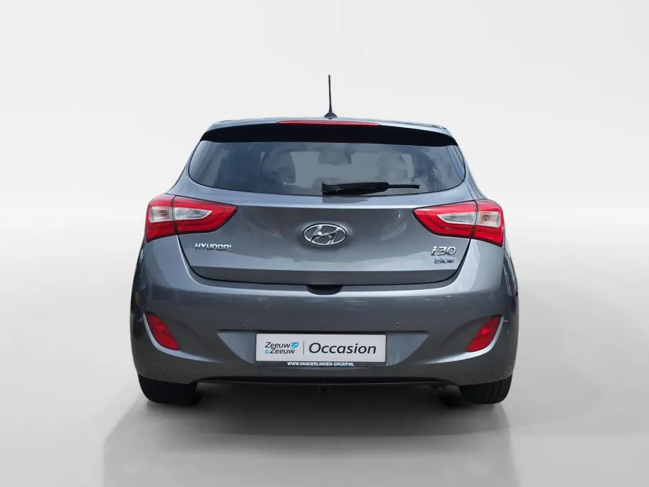 Hyundai i30 1.6 GDI Go! | 1e eigenaar | Volledig onderhouden! | Navigatie | Cruise Control | Achteruitrijcamera | Elektr. ramen | Climate Control | 12 maanden garantie!