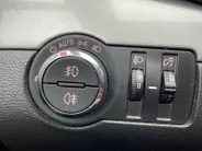 Opel Mokka 1.6 Edition | Navigatie | Parkeersensoren v+a| Airco | Cruise control| Automatische verlichting |