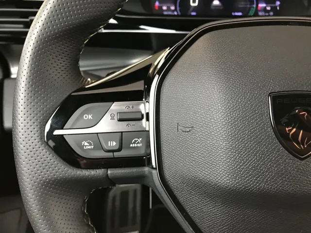 Peugeot 308 SW 1.2 Hybrid 145 e-DCS6 GT