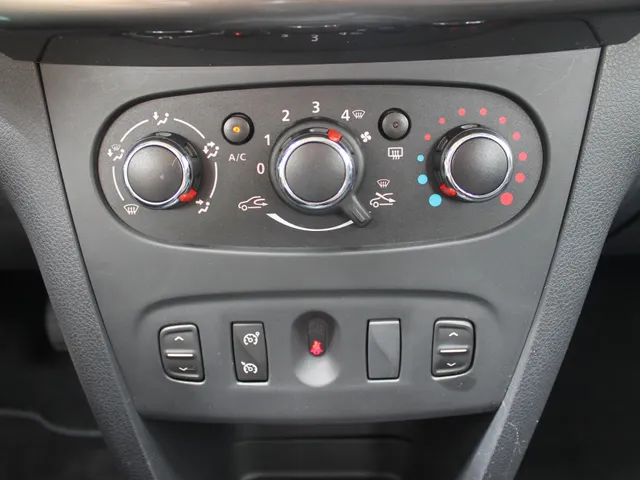 Dacia Sandero 0.9 TCe 10th Anniversary | airco | cruise control | lichtmetalen velgen