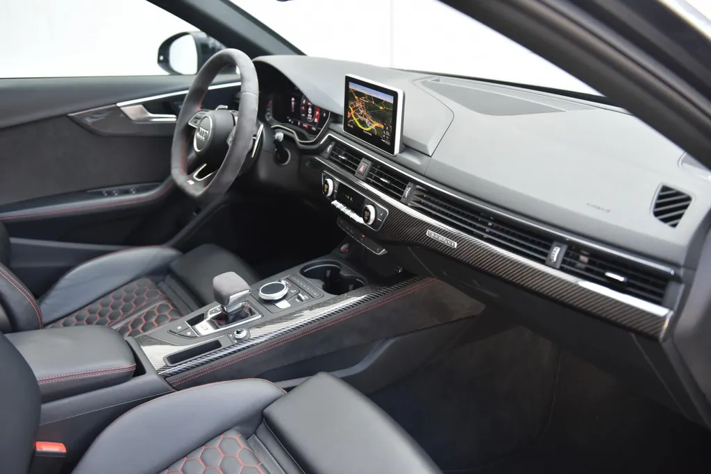 Audi RS4 Avant 2.9 TFSI RS4 quattro