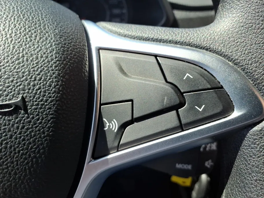 Renault Express 1.5 dCi 75 Comfort + Pack parking , Pack Visibilité  , Pack Safety , Apple Carplay/Android Auto , parkeersensor achter , airco , cruise , trekhaak , zijschuifdeur rechts , camera , parkeersensor voor .