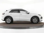 Volkswagen T-Roc Limited Edition 1.5 eTSI 116 PK 7 versn. DSG · Comfort pakket · Achteruitrijcamera · Draadloze telefoonlader · Voorraad OUTLET · Prijs is inclusief inruilpremie ·