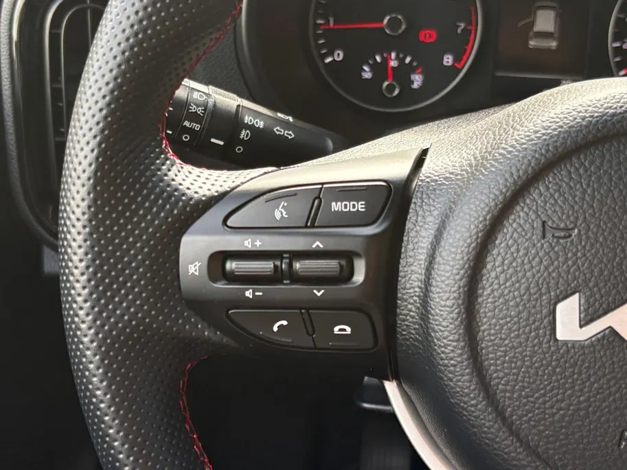 Kia Picanto 1.0 DPi GT-Line Edition | All Season Banden | Camera | Leder | Apple Carplay | Android Auto | Navi | Lichtmetalen Velgen |