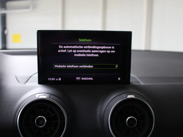 Audi Q2 35 TFSI Epic Automaat Navigatie | Climate Control | Stoelverwarming | Parkeersensoren