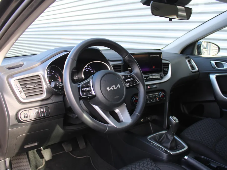 Kia Ceed Sportswagon 1.0 T-GDi ComfortLine | Camera | Clima | Cruise | 16' LM | Navi | Apple Carplay/Android Auto |