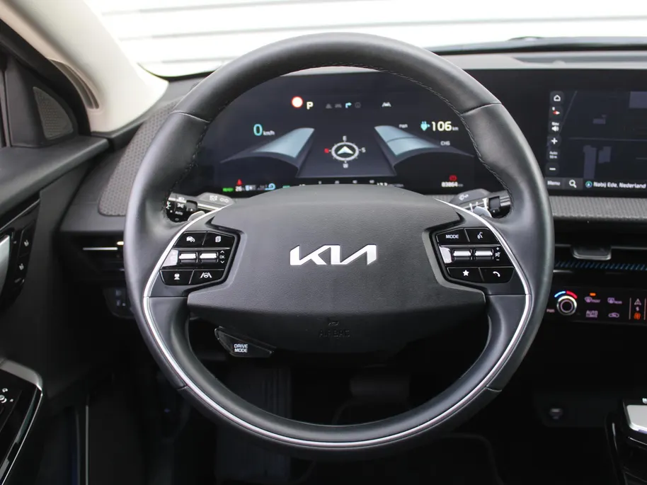 Kia EV6 Plus 77.4 kWh | Stuur-/stoelverwarming + ventilatie | Elektr. stoelverstelling + achterklep | Leer | Warmtepomp | 19' LM | Camera | LED |